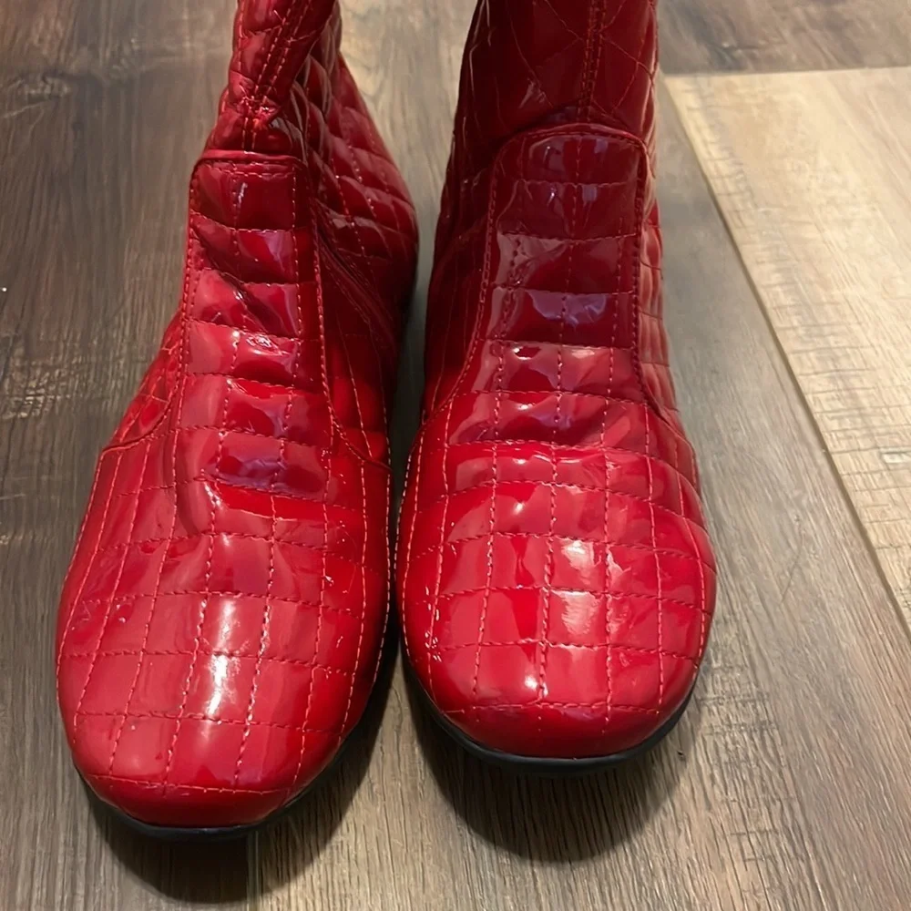 Primigi Red Quilted patent leather‎ boots size 36/5.5